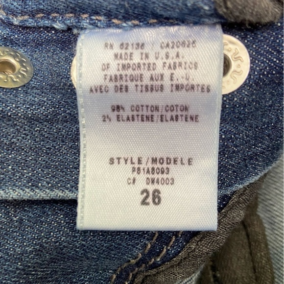 Marcia o jeans have heavy duty snaps in gold town, and really unusual detailing. - Picture 7 of 14